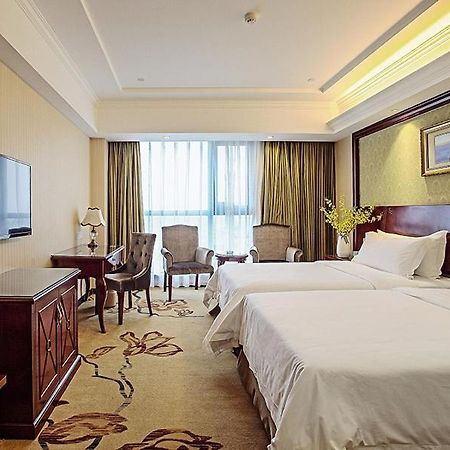 Vienna Hotel Changnan Nanchang County Exterior photo